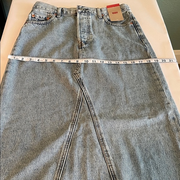 Levi’s Maxi Denim Skirt NWT Size 26 - Picture 8 of 16